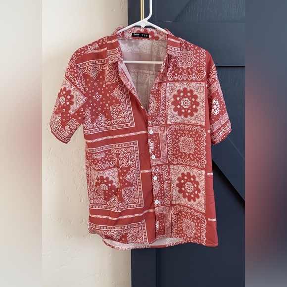 summer button down - Picture 1 of 1